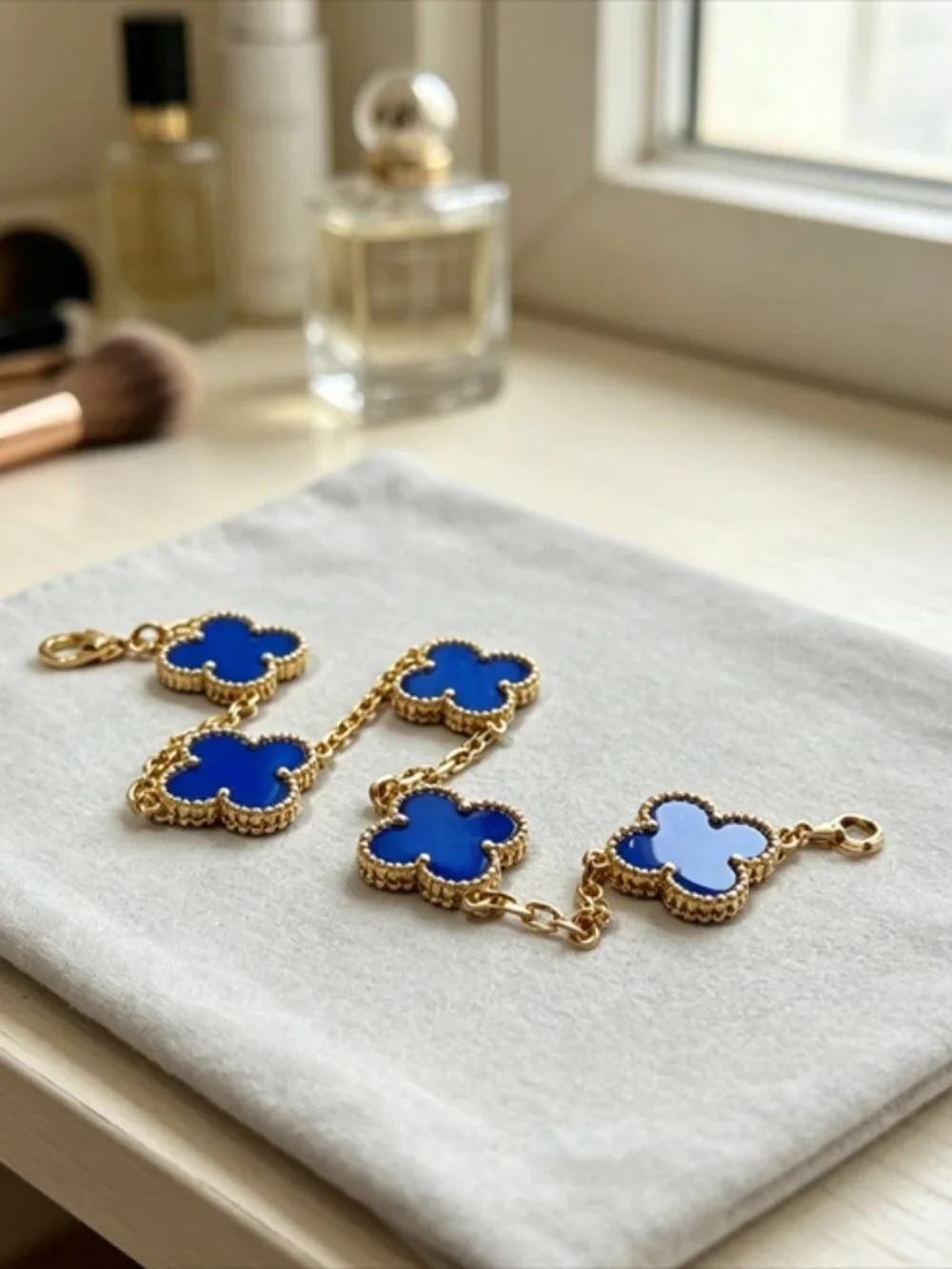 💙 Van Cleef & Arpels Blue Bracelet